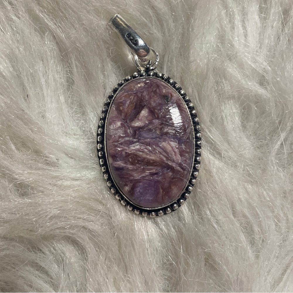 Charoite crystal pendant - Picture 7 of 7